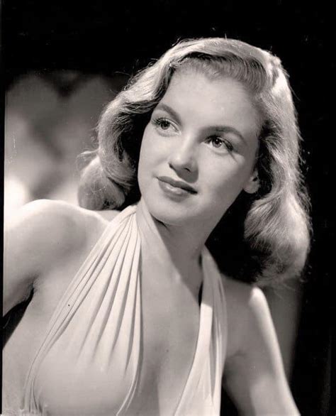 Marilyn Monroe 1946 R Oldschoolcelebs