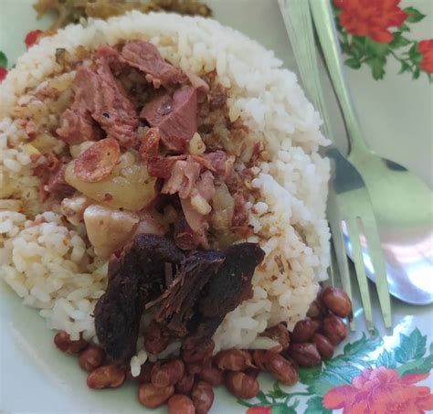 Ragam Olahan Nasi Khas Lombok