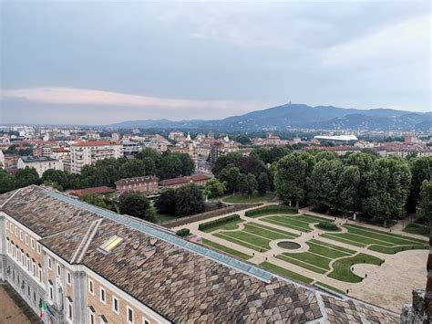 La Torino Noir Un Tour Alla Scoperta Delle Ombre Della Citt Travel