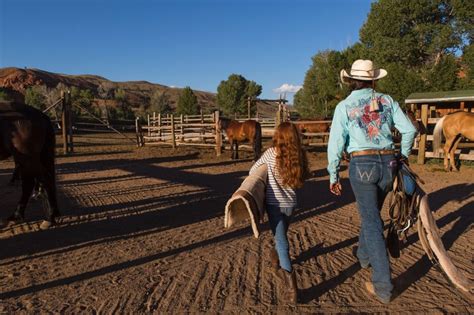 Wyoming horseback riding- a full dude ranch experience