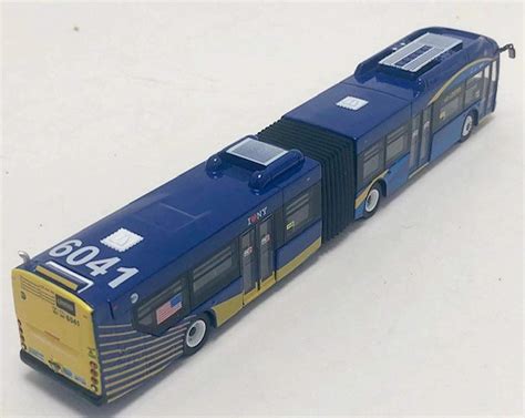 Iconic Replicas MTA NYC Transit Bus 1 87 Scale HO Scale New Flyer