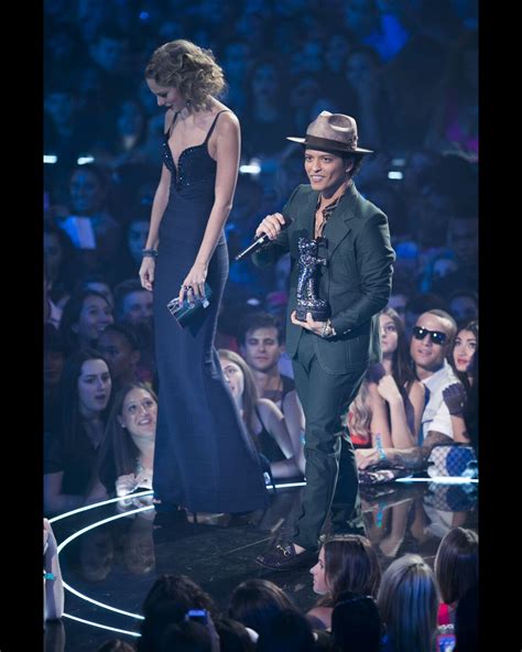 Photo Taylor Swift Et Bruno Mars Sur La Scène Des Mtv Video Music