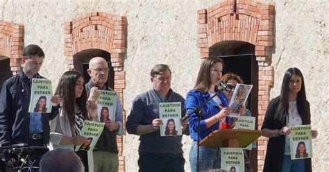 La Familia De Esther L Pez Tu Muerte Tiene Que Tener Consecuencias