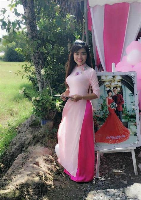 Pin By Pemburu Gadis Supergirl On Aodai Red Gurlz Ao Dai Victorian