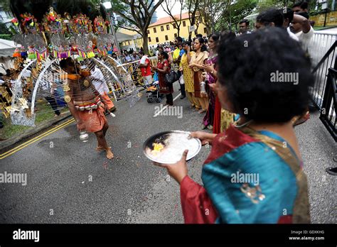 Woman kavadi thaipusam festival hindu hi-res stock photography and ...