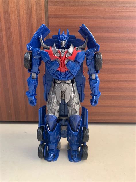 Optimus Prime Toy, Hobbies & Toys, Toys & Games on Carousell