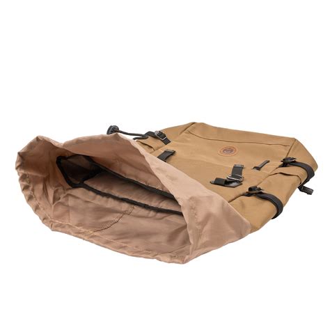 Ripley MOCHILA HOMBRE 27 LITROS CAQUI PANAMA JACK