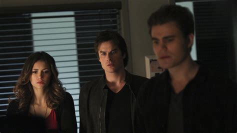 'The Vampire Diaries' Creators Wanted Elena to End Up With STEFAN ...