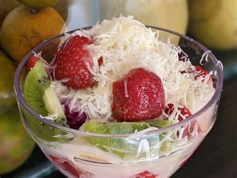 Yuk Bikin Salad Buah Selain Bergizi Pasti Enak Dan Lezat Simak