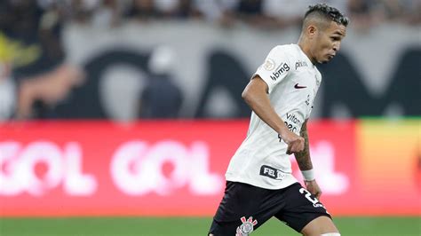 Adson Avalia Primeiro Tempo Entre Corinthians E Flamengo Pelo Brasileir O