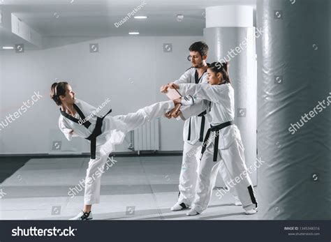 59 Taekwondo breaking board Images, Stock Photos & Vectors | Shutterstock