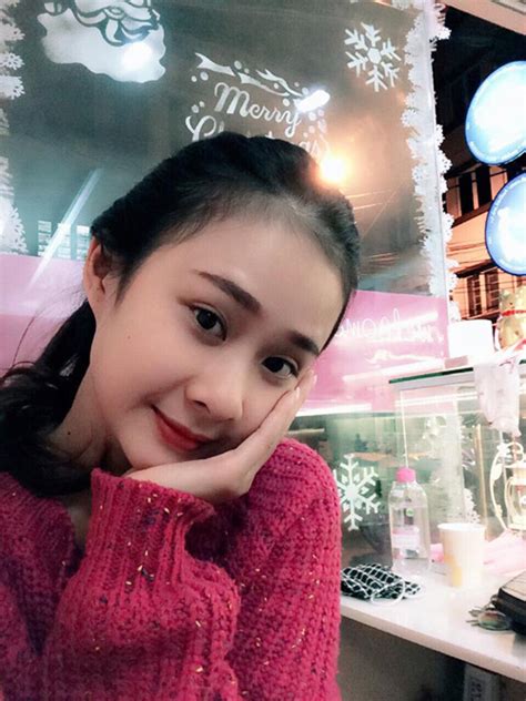 Bí quyết da trắng như tuyết của hot girl ăn chè