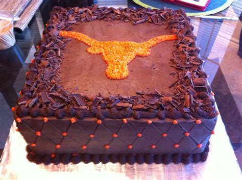 Longhorn Cake