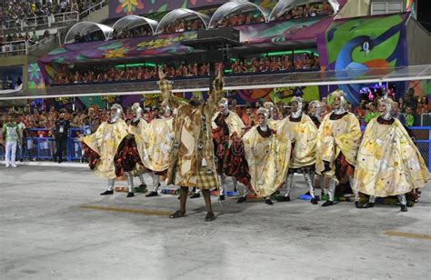 Samba Schools Parade - Carnival 2018 Editorial Image - Image of ...