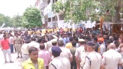 Delhi Temple Demolition Cops Protesters Clash Outside Temple In Delhi