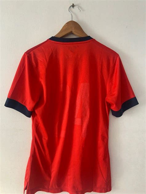 Singapore National Team Jersey, Men's Fashion, Activewear on Carousell