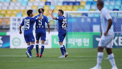 Nh N Nh D O N Suwon Bluewings Vs Suwon Fc H Ng Y Derby