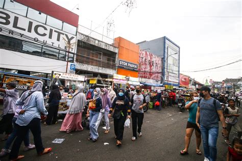 PPKM JAWA BALI DIPERPANJANG ANTARA Foto