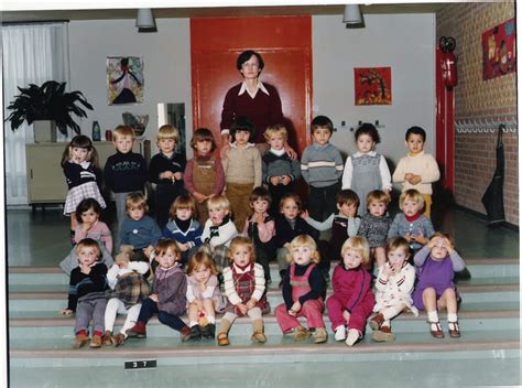 Photo De Classe Classe De Maternelle De 1981 Ecole Jean Rostand