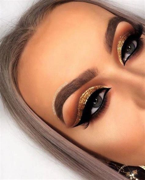 63 Best Stunning Gold Glitter Eye Makeup Inspirational Idea You May