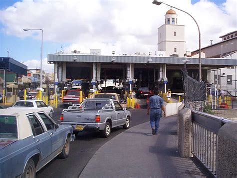 Five Syrian asylum seekers surrender at Texas border crossing - News Taco