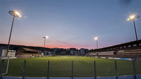 La Chaux De Fonds Mais Qui A Encore Oublié Déteindre La Lumière Au