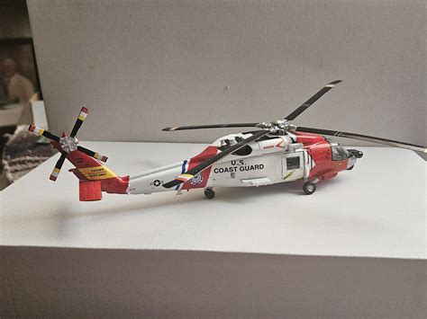 Hh J Jayhawk Plastic Model Helicopter Kit Scale