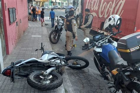 Persegui O Policial Termina Acidente No Centro De Itabira