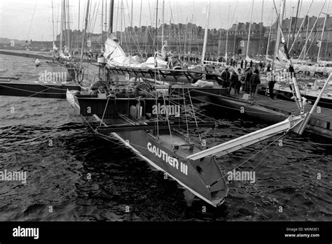 Multihull Hydrofoil High Resolution Stock Photography And Images Alamy