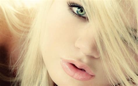 Blonde Long Hair Lips Blue Eyes Boobs Wallpaper Coolwallpapers Me