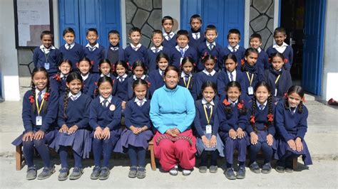 Shree Machhapuchhre School Des Enfants Une École