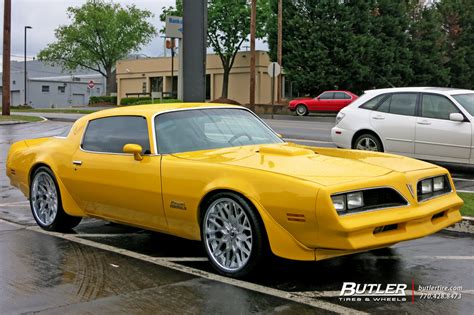 Pontiac Firebird With 20in Forgiato Niddo Wheels Exclusively From