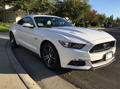 2016 Mustang GT Premium In Oxford White 2016 Mustang Gt Super Luxury