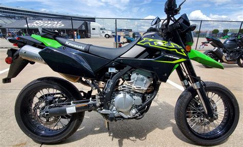 Taste Test 2022 Kawasaki KLX300 SM Mel Lapid