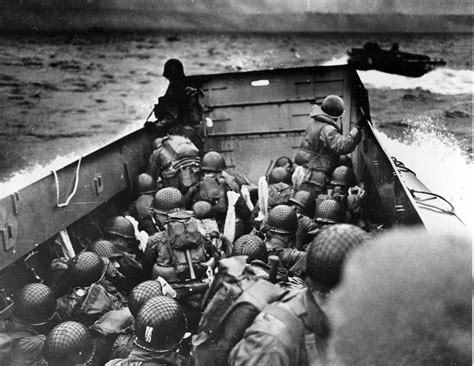 Photos D Day Soldiers Stormed Normandys Beaches 76 Years Ago The