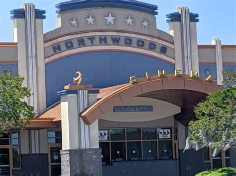 Northwoods Stadium Cinema 68 Photos And 112 Reviews 2181 Northwoods