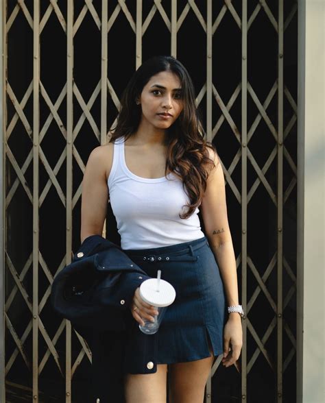 Sapthami Gowda latest hot photos goes viral ಶರಟ ಡರಸನಲಲ ಮಚದ ʼಕತರʼ ಸಗರ ಸರ