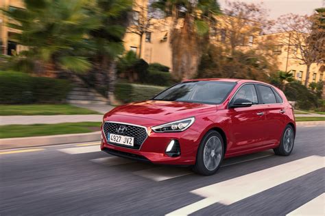 Hyundai I30 Hatchback 2017 Photos Parkers