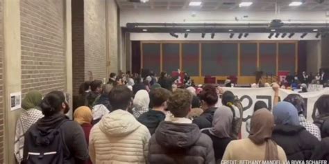 Pro Palestinian Protesters Disrupt Rutgers University Town Hall Fox