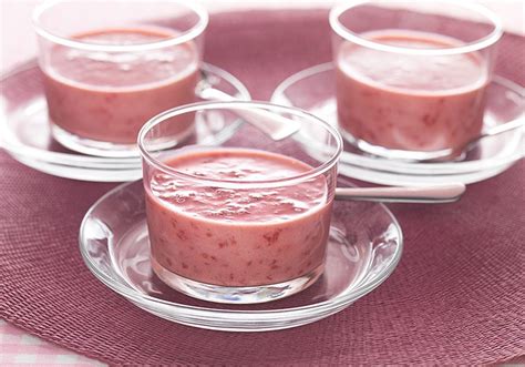 Hallonpannacotta Med Kanel Panna Cotta Pudding Ethnic Recipes