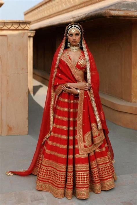 Sabyasachi Bridal Lehenga Indian Bride Outfits Indian Fashion Dresses