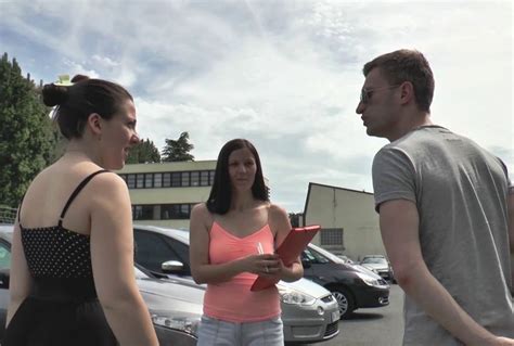 Direction Bruxelles Pour Un Essai Avec Un Jeune Couple De Belges Le