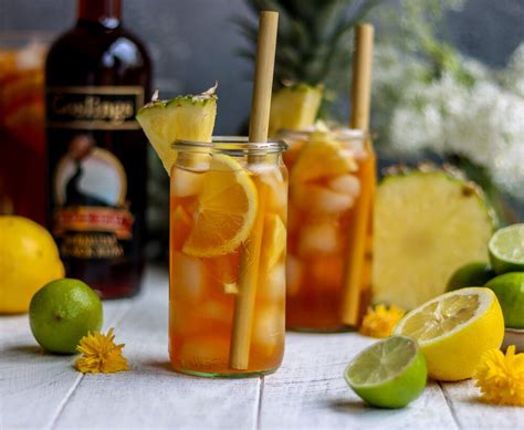 5 Incredible Boozy Iced Tea Cocktail Recipes To Sip All Summer Long