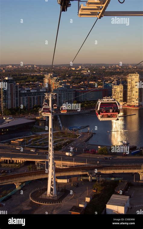 Emirates Air Line Cable Car London Stock Photo Alamy