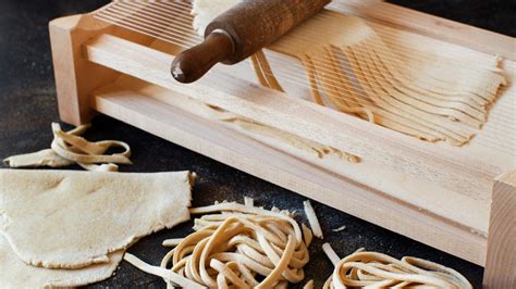 Spaghetti Alla Chitarra La Ricetta Originale E I Condimenti Giusti