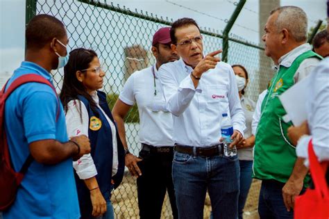 Instalados 350 metros de malla en la Ciénaga de Las Quintas de Veolia y