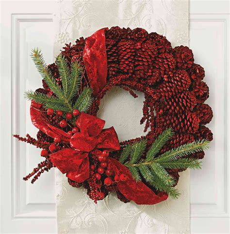 50 Beautiful Holiday Wreaths