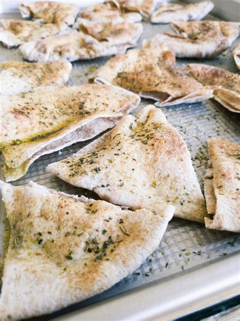 Crispy Toasted Pita Triangles