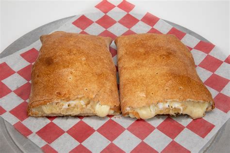 Calzone Pizza Bella