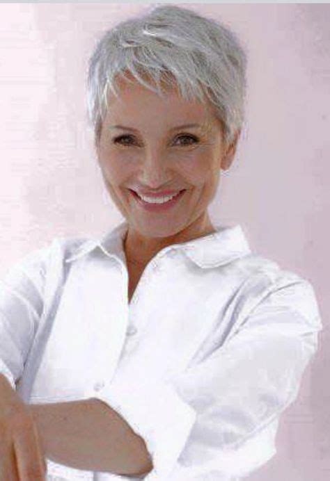 Coupes Courtes Pour Femme De Ans Gray Hair Cuts Short Hair